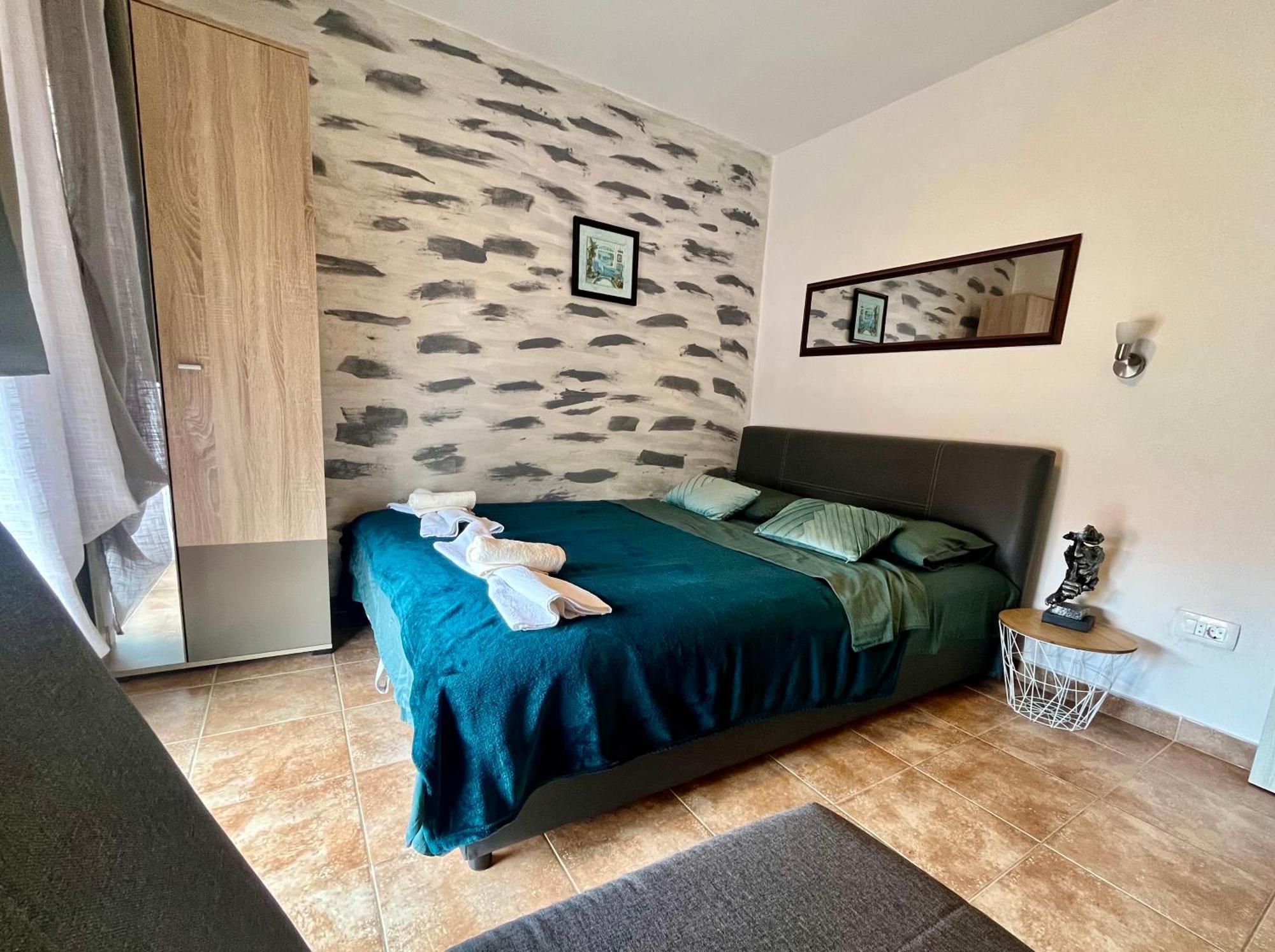 Apartments Obradovic Krasići Zewnętrze zdjęcie