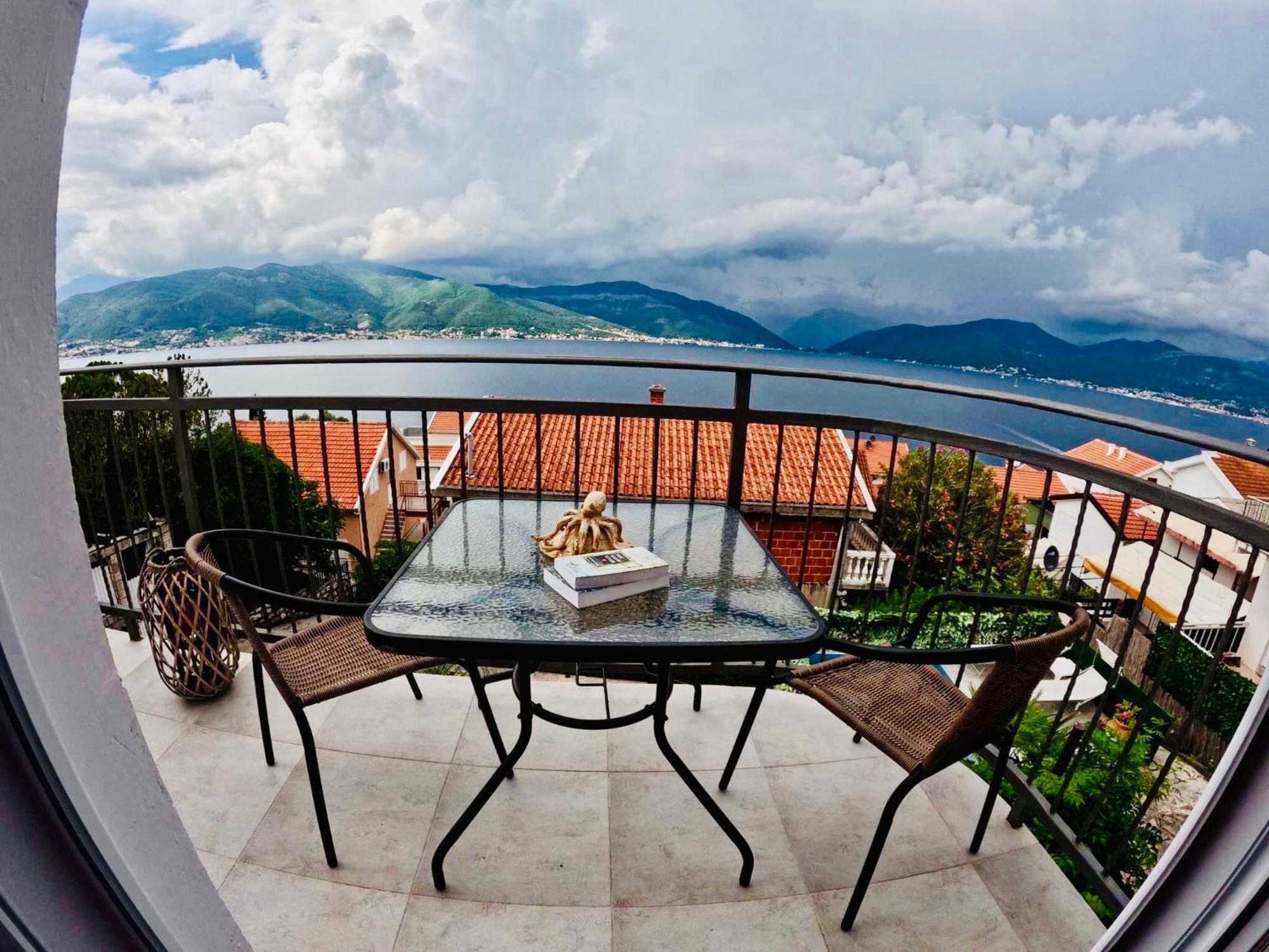 Apartments Obradovic Krasići Zewnętrze zdjęcie